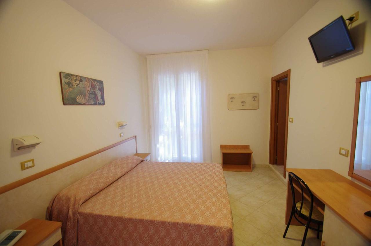 Hotel Calipso Llido Degli Estensi Εξωτερικό φωτογραφία